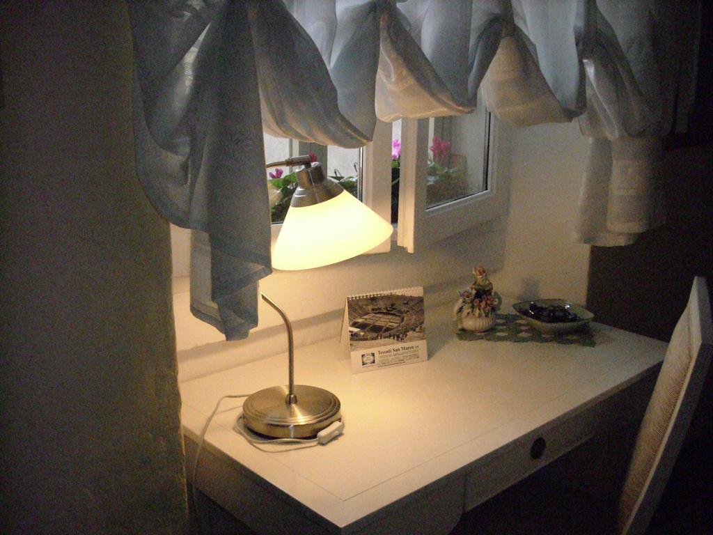 A Casa Di Luca Hotel Verona Værelse billede
