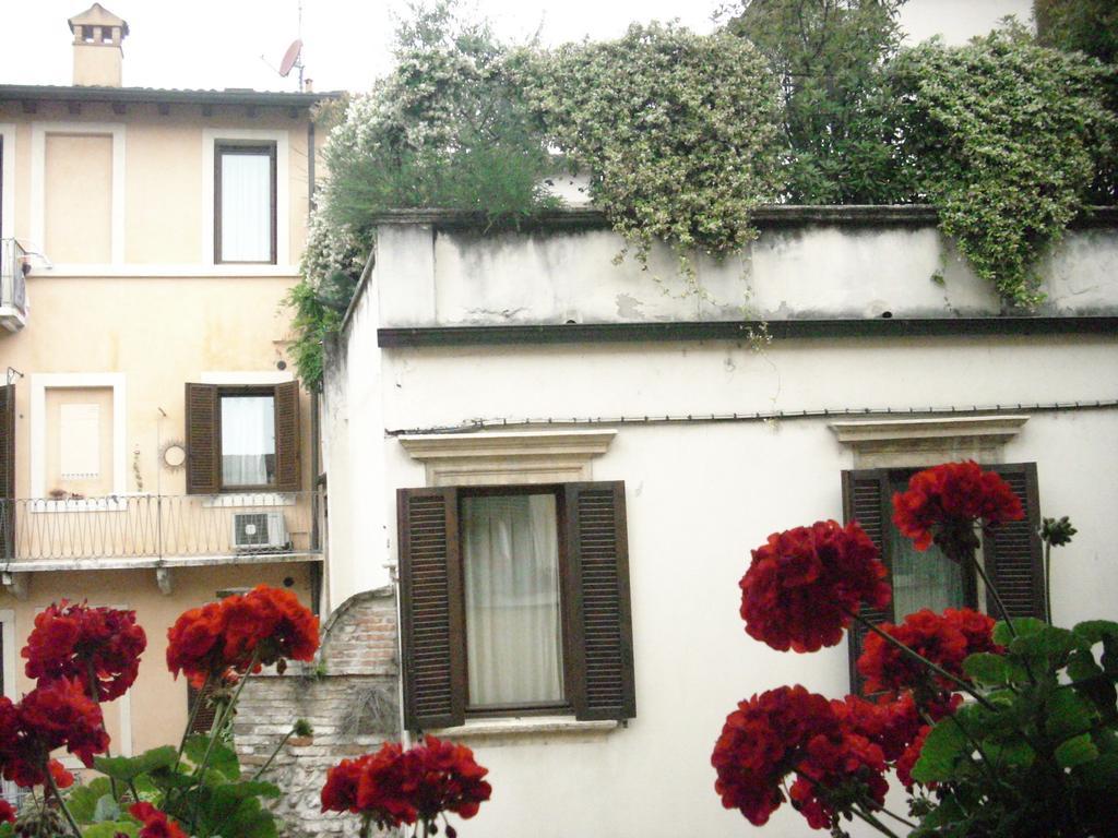 A Casa Di Luca Hotel Verona Eksteriør billede